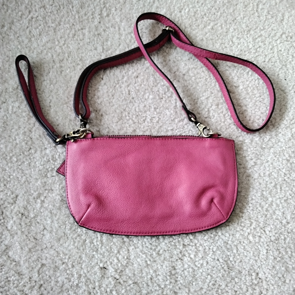 Habitat Clothes to live in Wristlet - Picture 2 of 3